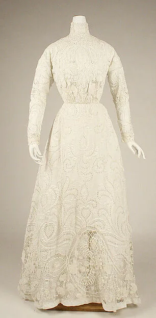 Robe américaine ou européenne, vers 1903, The Met, inventaire 1976.258.13.